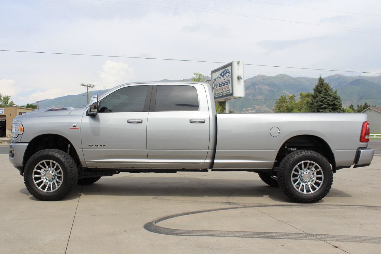 Used 2024 RAM 3500 Laramie w/ Sport Appearance Package AWD/4WD image 35