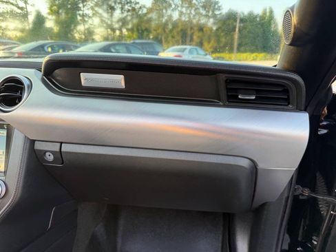 Used 2018 Ford Mustang Premium RWD image 25