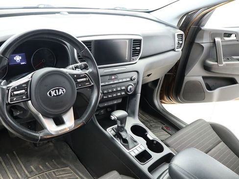 Used 2020 Kia Sportage LX w/ LX Popular Package AWD/4WD image 27