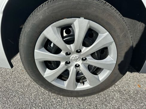 Used 2023 Toyota Corolla LE image 15
