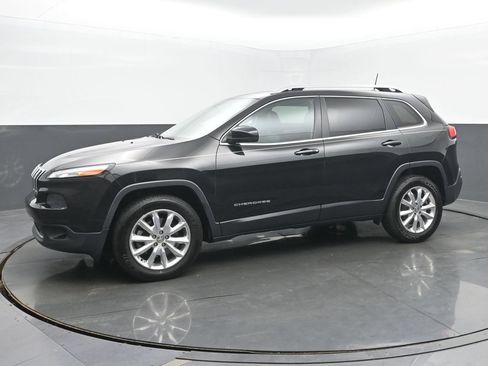 Used 2016 Jeep Cherokee Limited AWD/4WD image 2