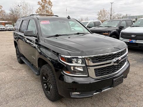 Used 2018 Chevrolet Tahoe LT w/ Luxury Package image 3