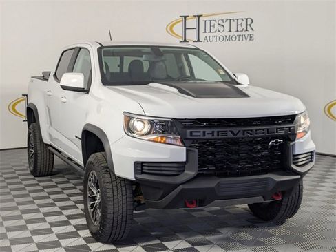 Used 2022 Chevrolet Colorado ZR2 image 2