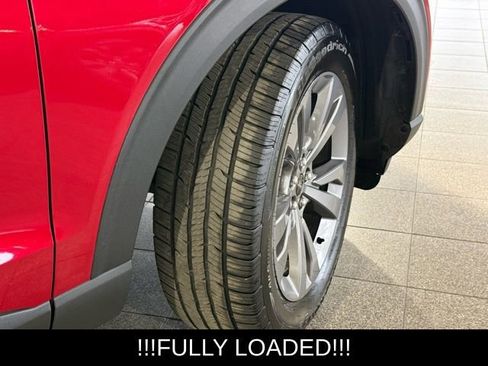 Used 2021 Ford Explorer XLT w/ Equipment Group 202A image 13