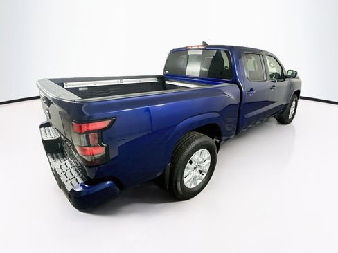 Used 2023 Nissan Frontier SV w/ Technology Package AWD/4WD image 9