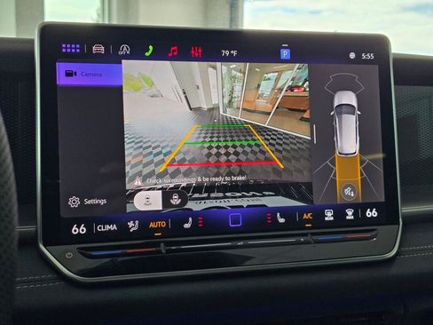 New 2026 Volkswagen Tiguan SE R-Line AWD/4WD image 24
