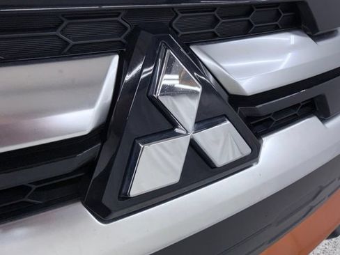 Used 2025 Mitsubishi Outlander Sport SE AWD/4WD image 10