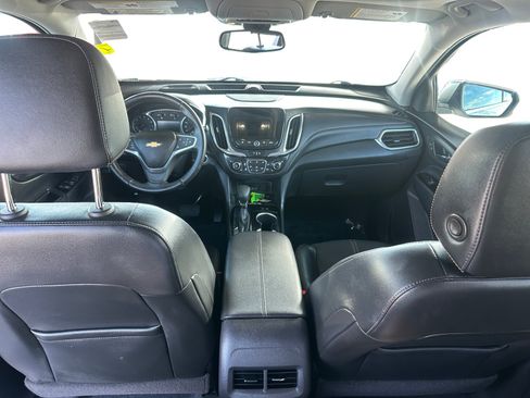 Used 2022 Chevrolet Equinox Premier AWD/4WD image 10