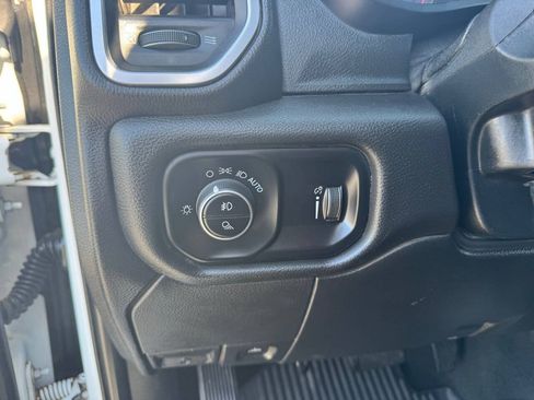 Used 2022 RAM 2500 Big Horn w/ Cold Weather Group AWD/4WD image 15