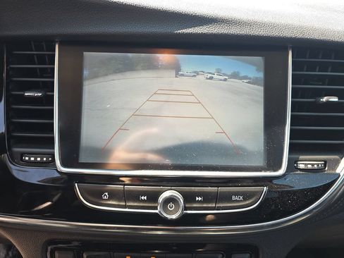 Used 2018 Buick Encore Essence FWD image 25