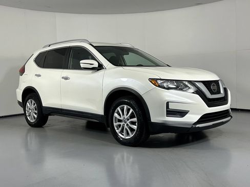 Used 2019 Nissan Rogue SV AWD/4WD image 1