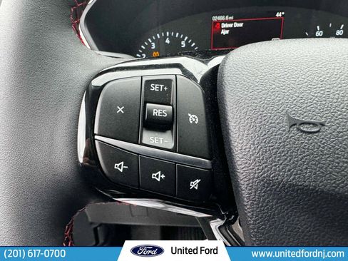 Used 2022 Ford Escape SEL w/ SEL Stealth AWD Package image 16