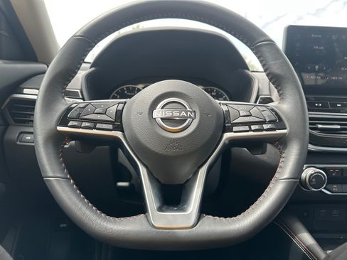 Used 2023 Nissan Altima 2.5 SR w/ SR Premium Package AWD/4WD image 20