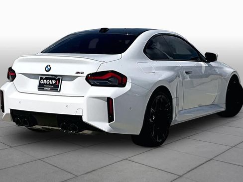 Used 2026 BMW M2 w/ Lighting Package RWD image 11