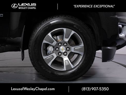 Used 2015 Chevrolet Colorado Z71 AWD/4WD image 5