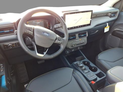 New 2026 Ford Maverick Lobo image 6
