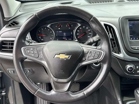 Used 2020 Chevrolet Equinox LT AWD/4WD image 18