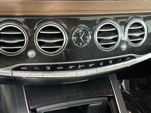 Used 2019 Mercedes-Benz S 560 S 560 image 24