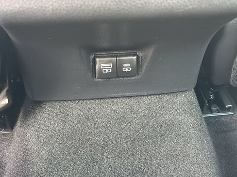 Used 2025 Toyota Camry LE FWD image 8