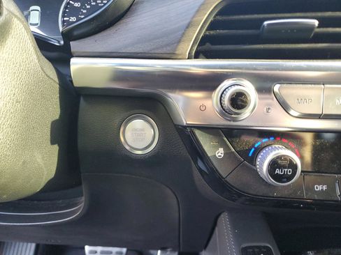 Certified 2022 Kia Telluride SX w/ SX Prestige Package image 21