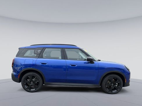 Certified 2025 MINI Cooper Countryman S image 6