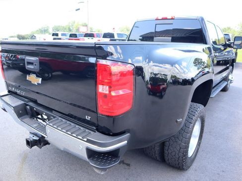 Used 2019 Chevrolet Silverado 3500 LT w/ LT Convenience Package AWD/4WD image 5