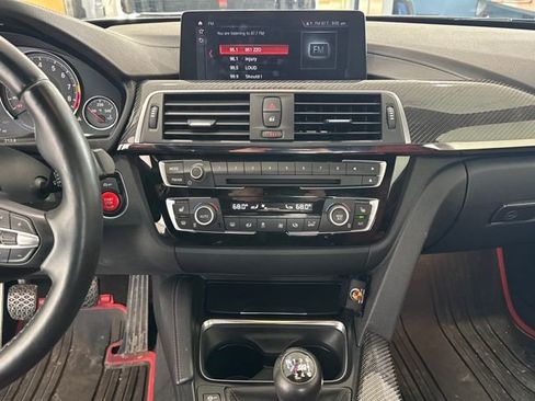 Used 2019 BMW M4 Coupe RWD image 27