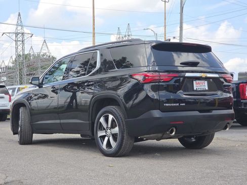 Used 2023 Chevrolet Traverse LT w/ LT Premium Package AWD/4WD image 14