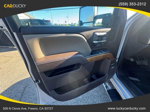 Used 2019 Chevrolet Silverado 2500 LTZ w/ Duramax Plus Package image 10