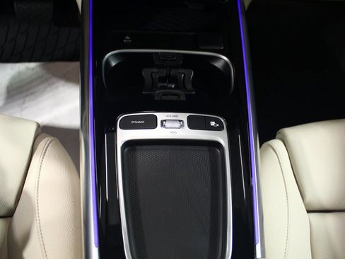 Used 2025 Mercedes-Benz GLA 250 4MATIC image 20