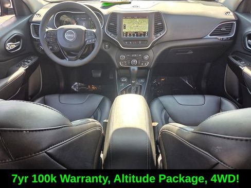 Certified 2023 Jeep Cherokee Altitude Lux AWD/4WD image 13