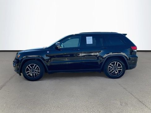 Used 2019 Jeep Grand Cherokee Trailhawk w/ Trailhawk Luxury Group AWD/4WD image 4