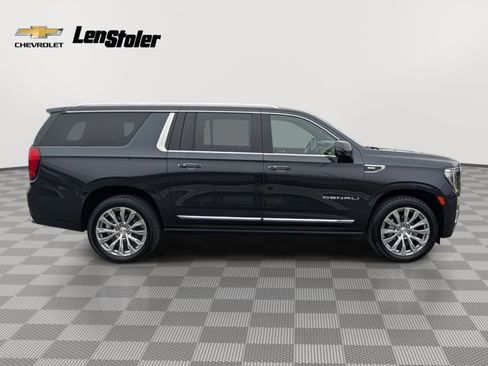 Used 2023 GMC Yukon XL Denali image 6