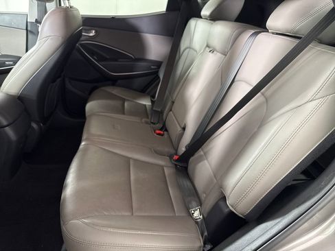 Used 2018 Hyundai Santa Fe Sport FWD image 13