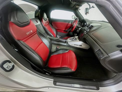 Used 2007 Saturn Sky Red Line RWD image 7