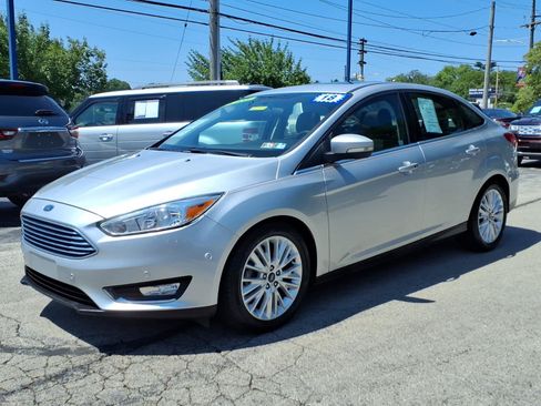 Certified 2018 Ford Focus Titanium FWD image 8