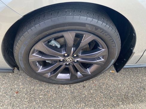 Used 2024 Toyota Sienna XSE image 20