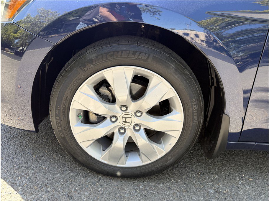 Used 2010 Honda Accord EX-L image 12