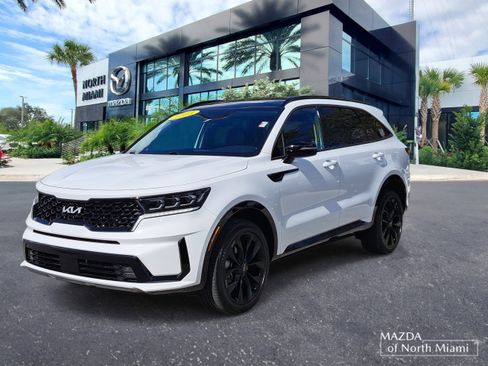 Used 2023 Kia Sorento SX image 1