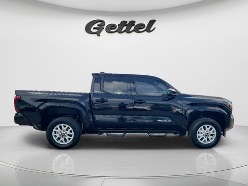 Used 2026 Toyota Tacoma SR5 AWD/4WD image 4