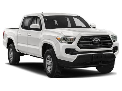 Certified 2019 Toyota Tacoma TRD Sport AWD/4WD image 6
