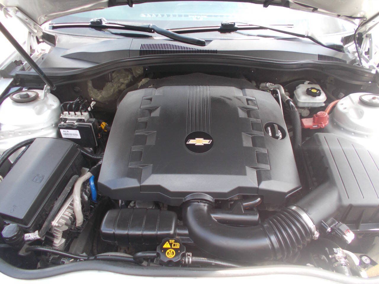 Used 2013 Chevrolet Camaro LS RWD image 8