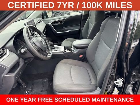 Used 2025 Toyota RAV4 XLE AWD/4WD image 14