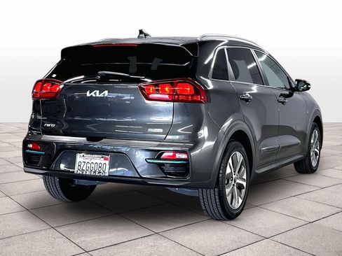 Used 2022 Kia Niro EX FWD image 14