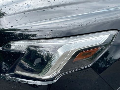 Certified 2024 Subaru Forester Premium AWD/4WD image 7