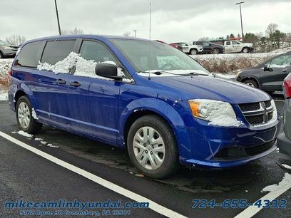 Used 2019 Dodge Grand Caravan SE w/ UConnect Hands-Free Group