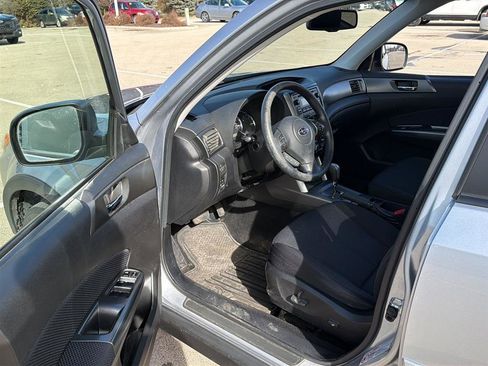 Used 2012 Subaru Forester 2.5X Premium w/ Popular Pkg 3 image 3