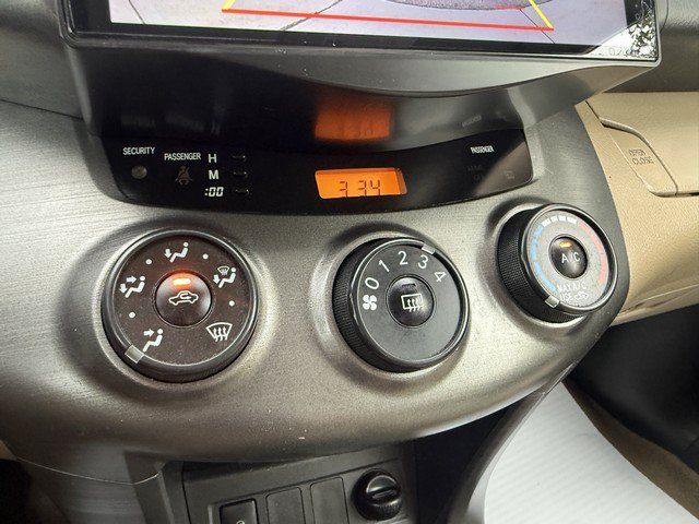 Used 2012 Toyota RAV4 4WD w/ Value Pkg image 24