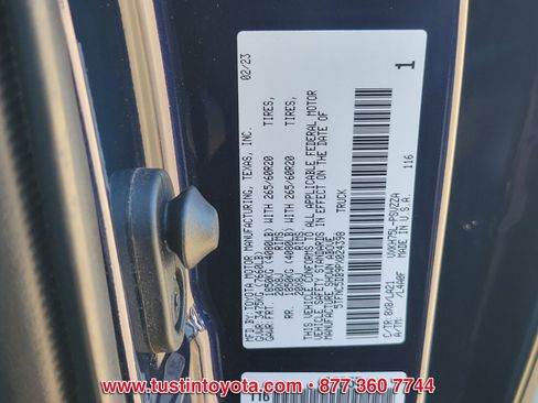 Used 2023 Toyota Tundra Platinum image 16