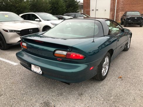 Used 1997 Chevrolet Camaro Z28 w/ Preferred Equipment Group 1 image 7